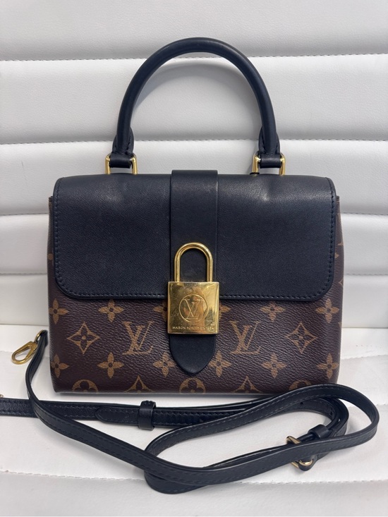 Louis Vuitton Handbags - Louis Vuitton Locky BB monogram and black handbag with strap